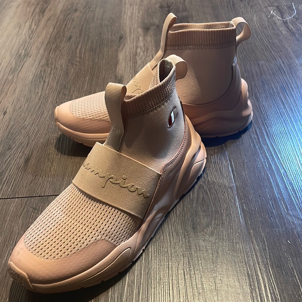 Champion athletic shoes. Size 8.5 Womens. Color light pink